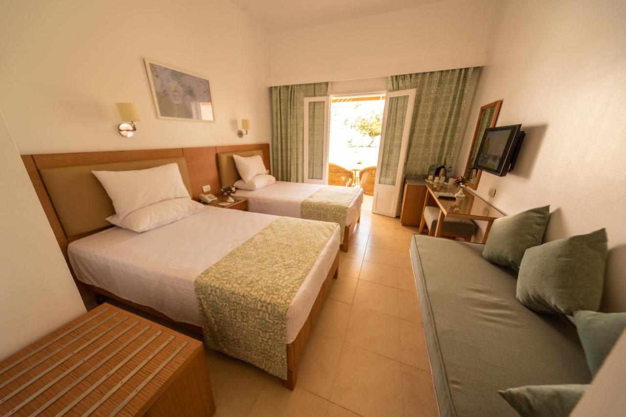 Dahab Lagoon Club & Resort Ex Tirana Dahab Exterior photo