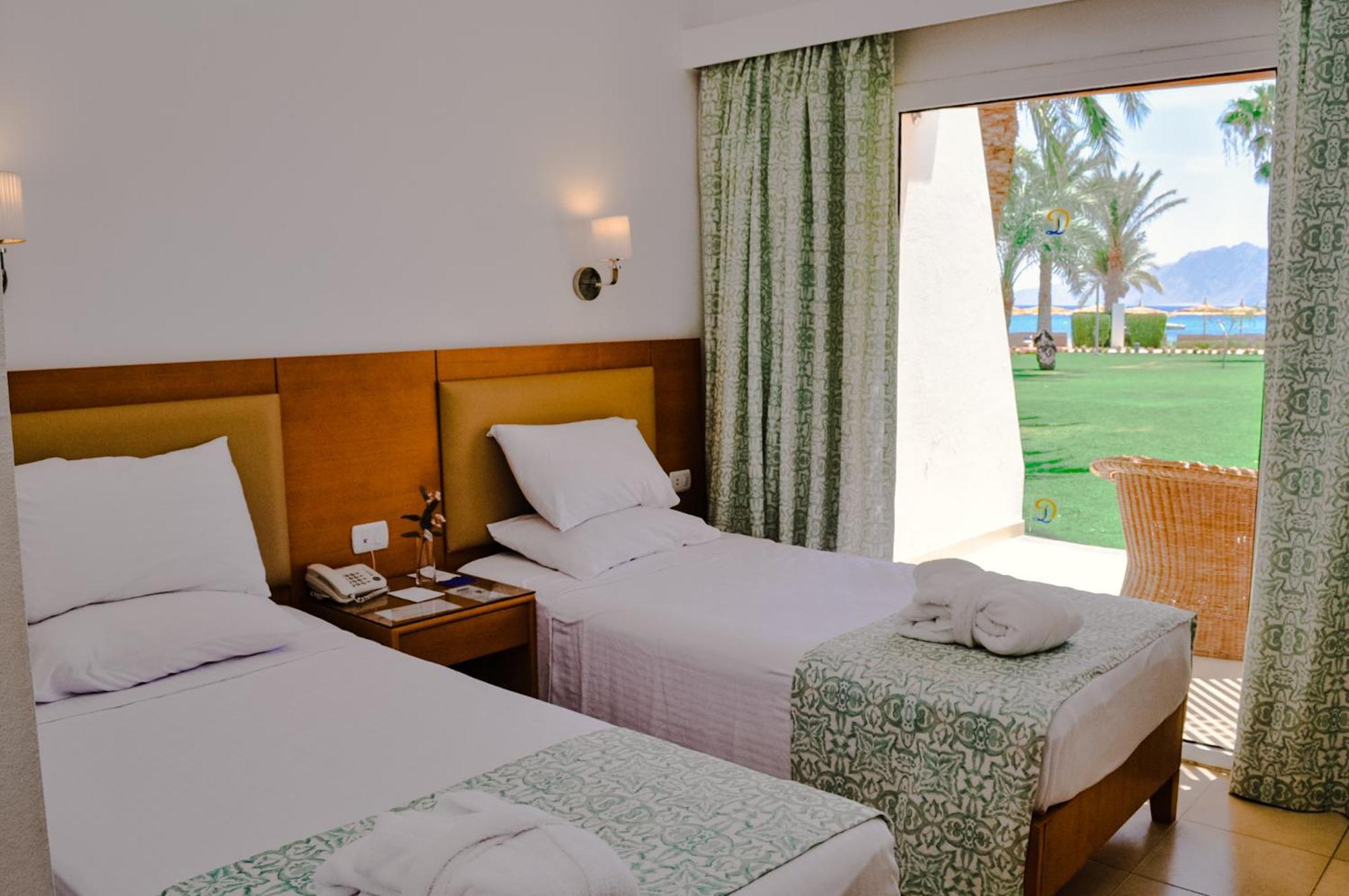 Dahab Lagoon Club & Resort Ex Tirana Dahab Exterior photo